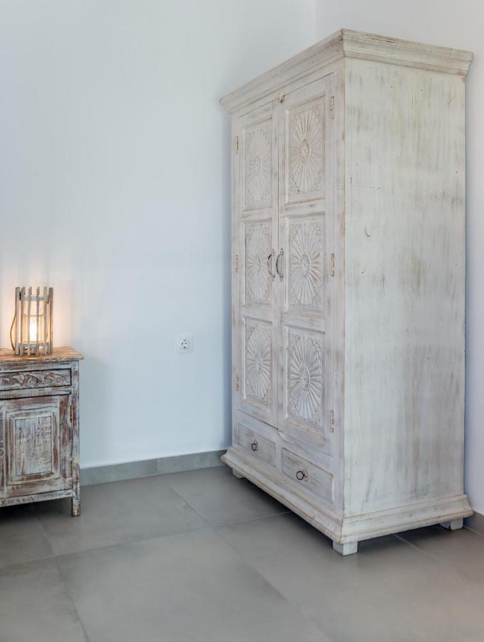 Kristen'S Studio & Apartments Adamantas  ภายนอก รูปภาพ