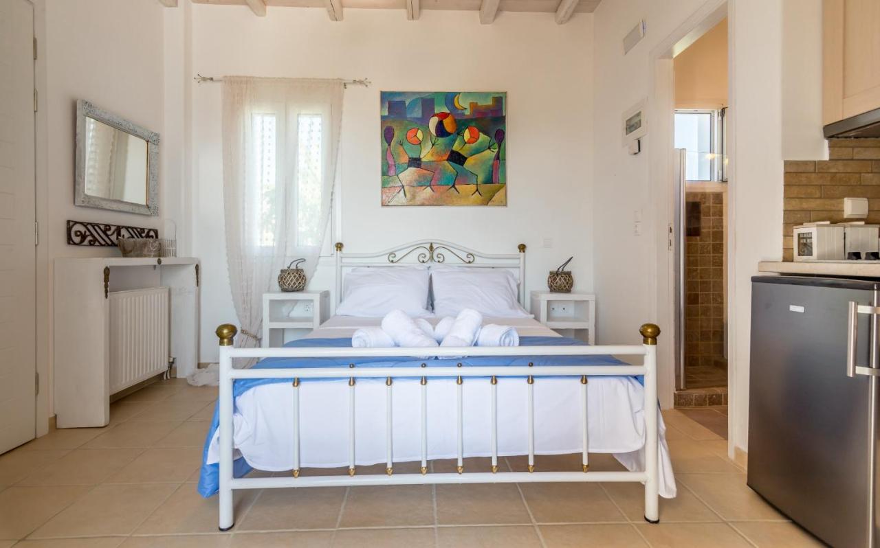 Kristen'S Studio & Apartments Adamantas  ภายนอก รูปภาพ